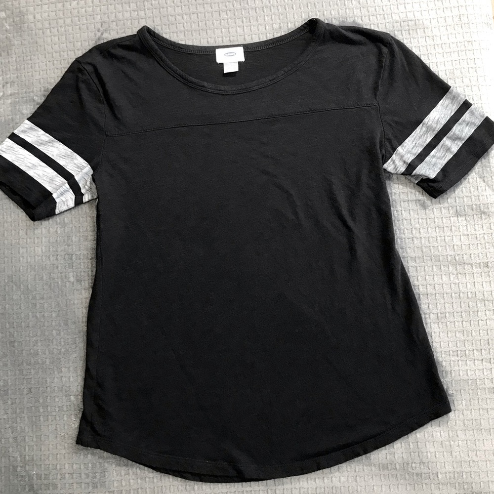 Old Navy basic tee